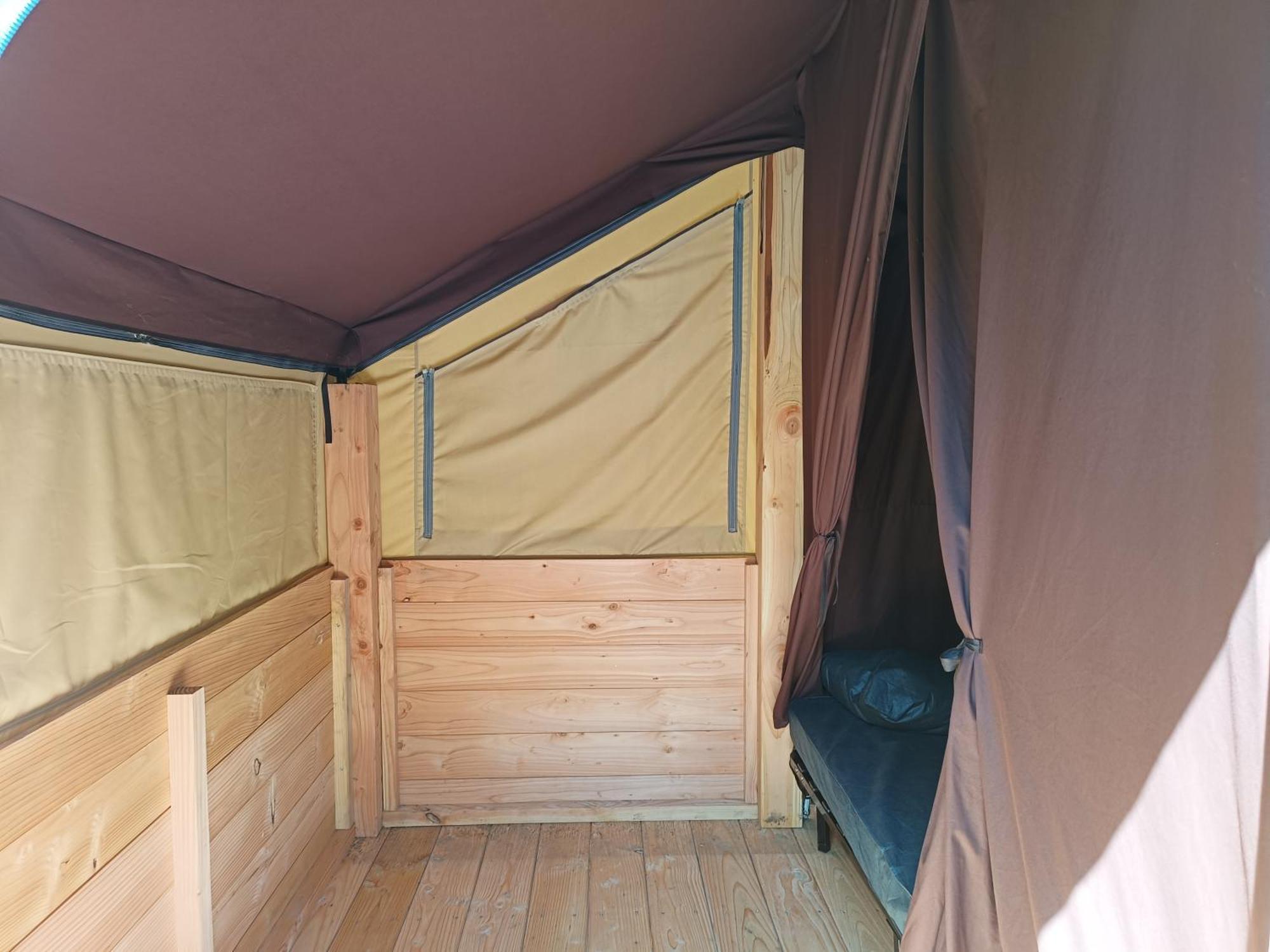 Camping Onlycamp La Confluence Savonnieres Екстер'єр фото